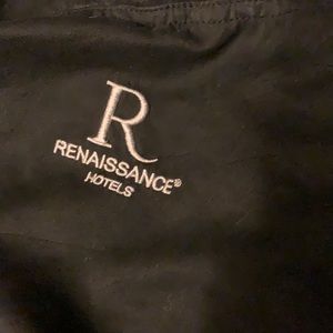 Rennisance hotel micro fiber robe